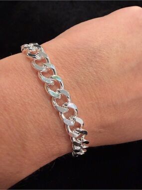 Silver Tone Cuban Link Bracelet